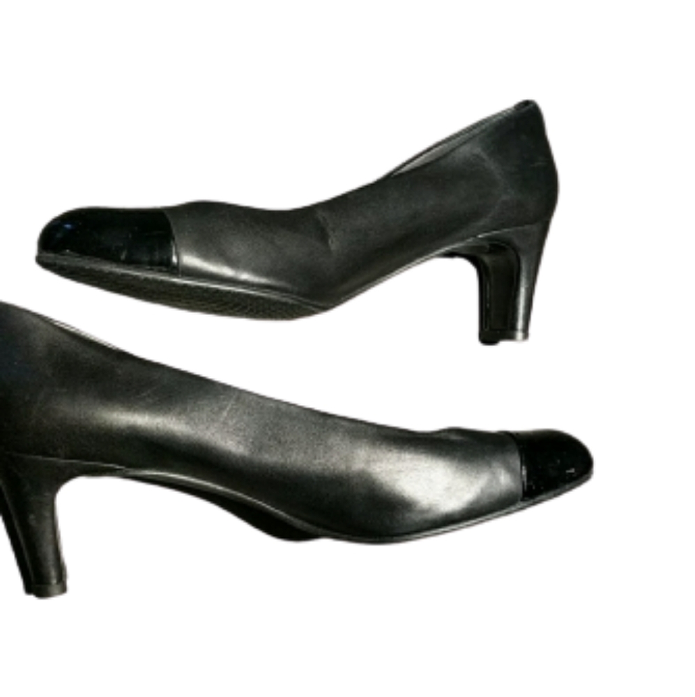 Stuart Weitzman leather w/ patent leather heels